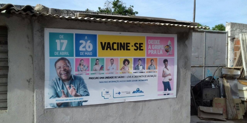 Campanha Nacional de Vacinaçao Contra a Influenza - Favelas de Recife - PE